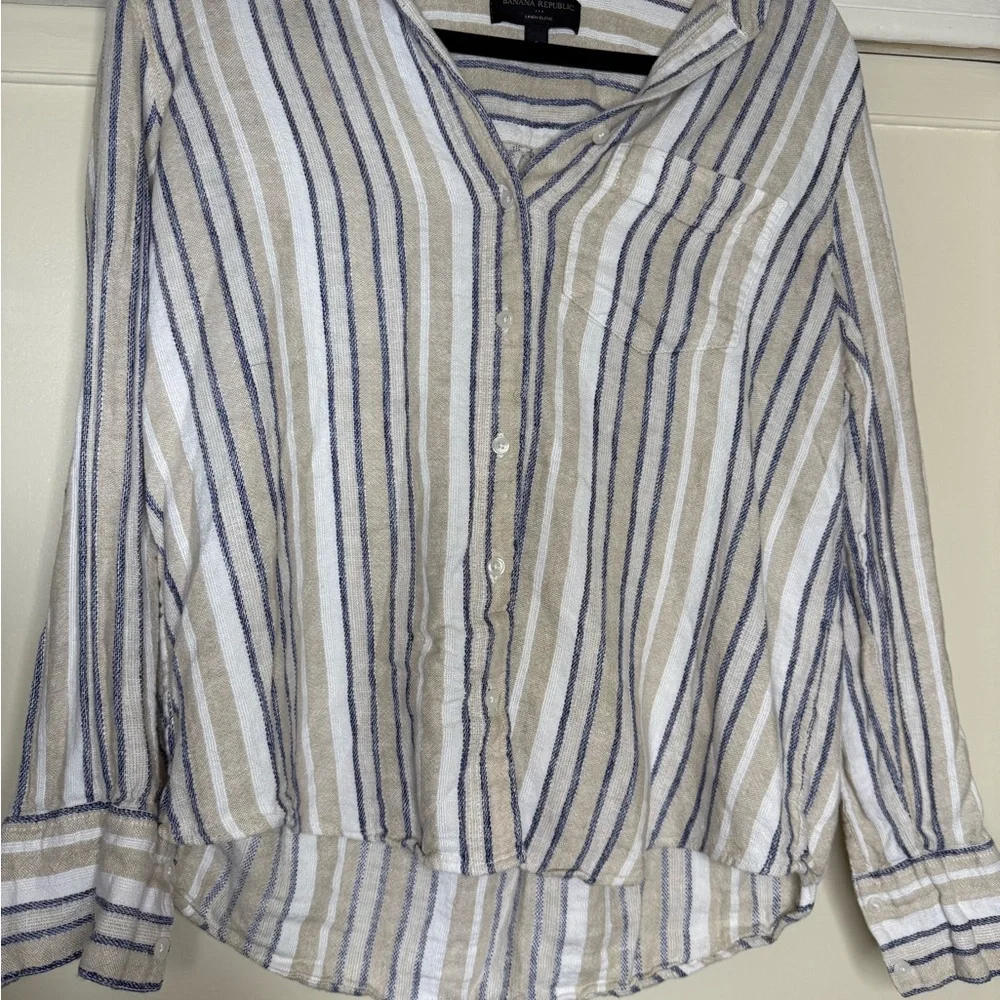 Banana Republic Beige and Navy Striped Linen Blend 3 piece Set - Picture 4 of 5